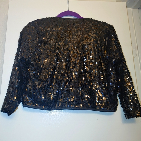 Forever 21 Black sequin jacket, Size Small/Petite, with hook clasp - Picture 4 of 4